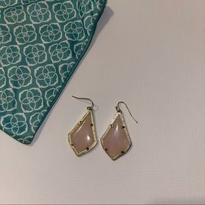 Kendra Scott Alex Gold earrings in dusty pink